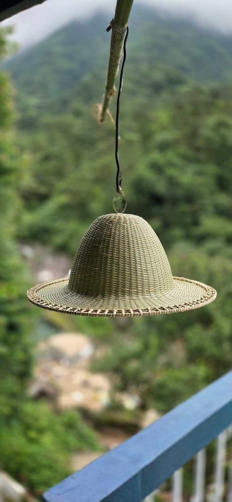 Bamboo sun hat with bound outer edge